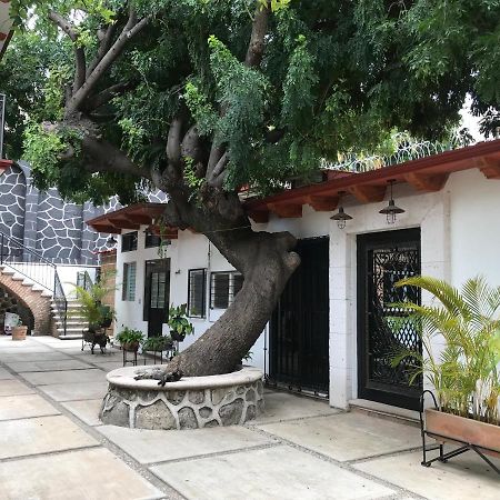 Villa Familiar El Ciruelo Cuernavaca Exterior photo